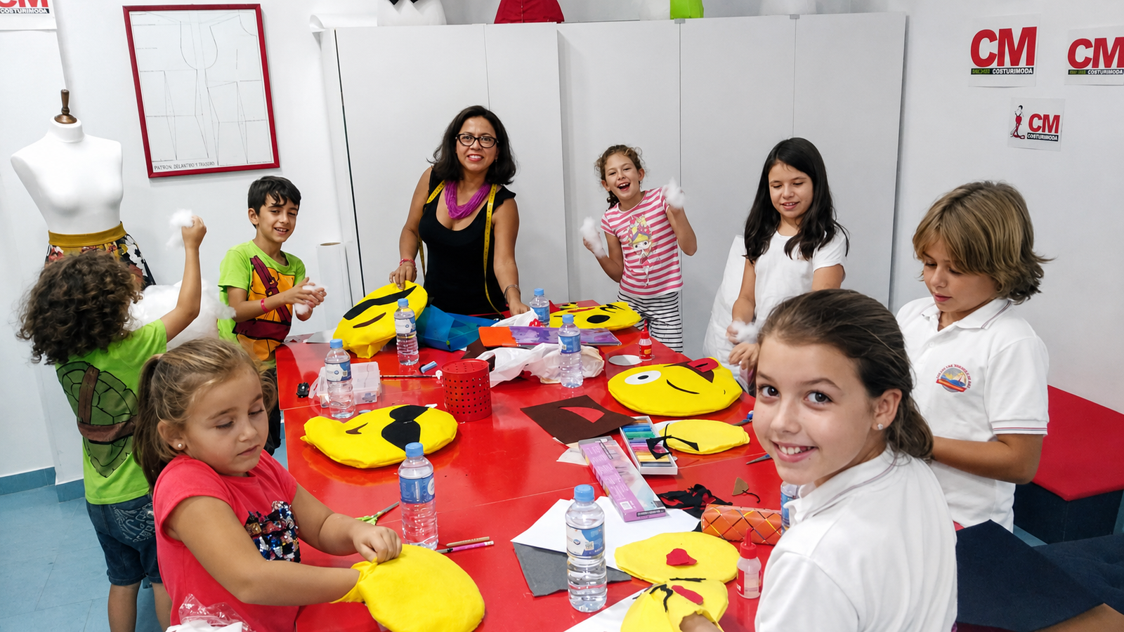 Taller de costura para niños en COSTURMODA